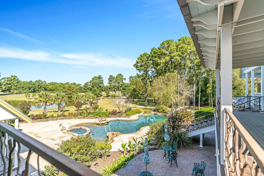 More Photos Of 43 Pool Rd, Richards Specialty For Sale