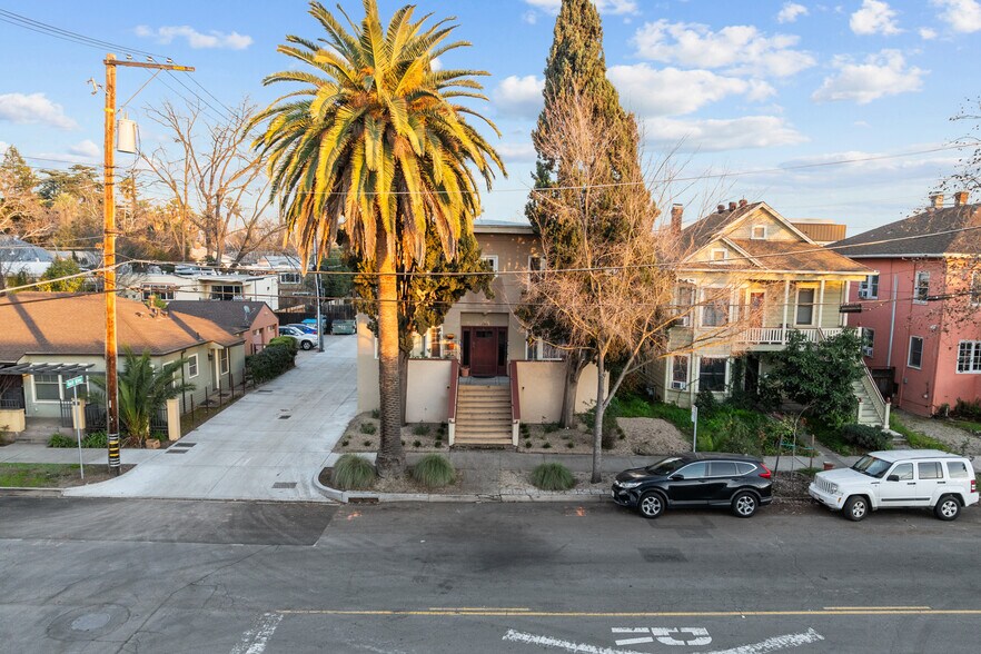 More Photos Of 1717 26th St, Sacramento Apartments For Sale