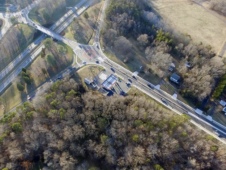 More Photos Of 480 Williams Rd, Lewisville Service Station For Sale