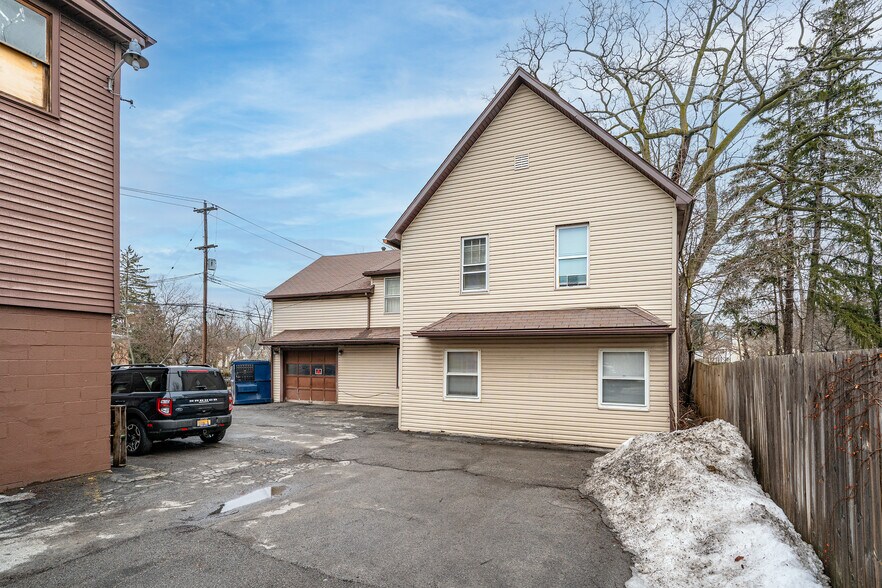 More Photos Of 5476-5478 Broadway St, Lancaster Storefront Retail Residential For Sale