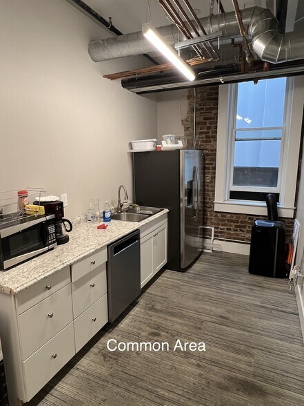 More Photos Of 123 E 7th St, Chattanooga Office For Lease