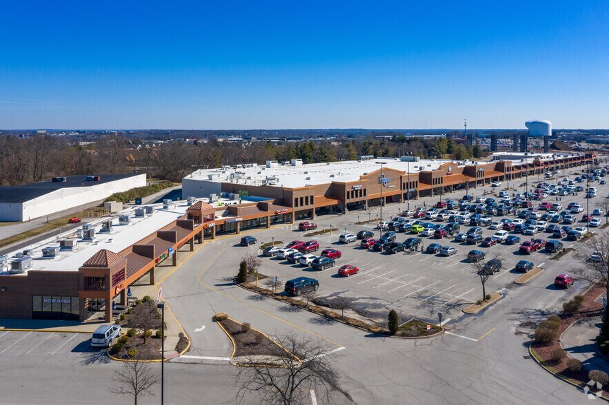 Primary Photo Of 12501-12695 Shelbyville Rd, Louisville General Retail For Lease