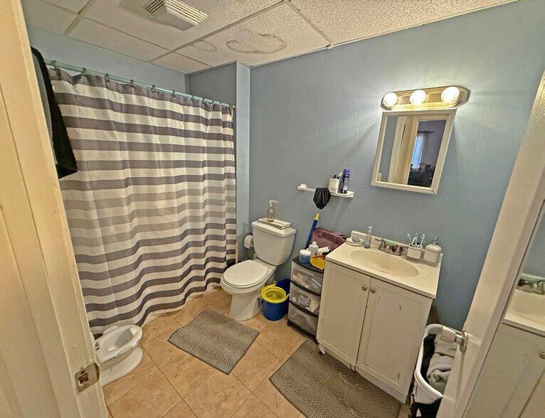 More Photos Of 33 Halsey St, Newport Apartments For Sale