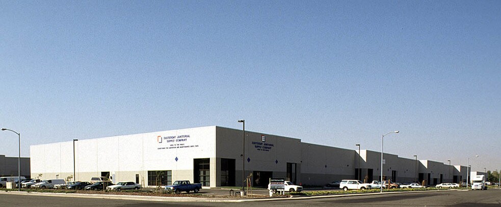 More Photos Of 4201 Sierra Point Dr, Sacramento Warehouse For Lease