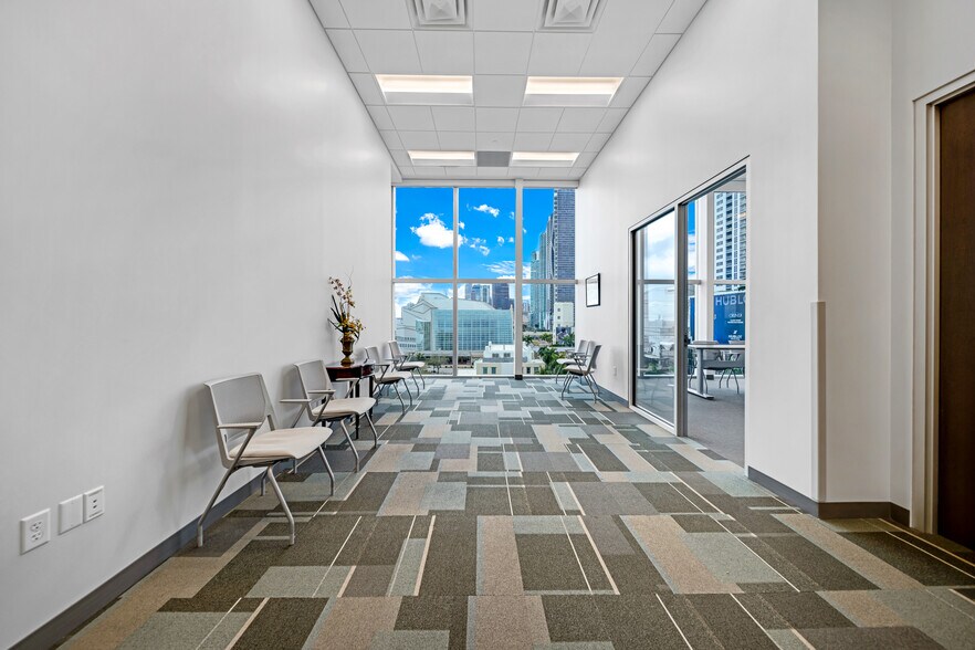 More Photos Of 1501 Biscayne Blvd, Miami Office Residential For Lease