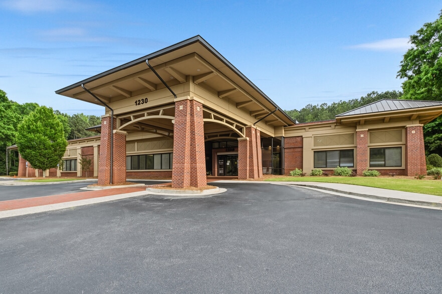More Photos Of 1230 Bald Ridge Marina Rd, Cumming Medical For Lease