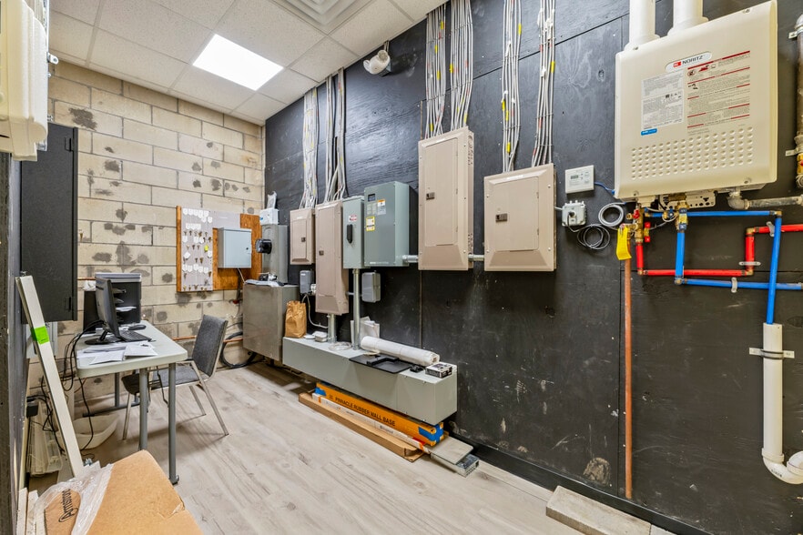 More Photos Of 154 Tices Ln, East Brunswick Manufacturing For Sale