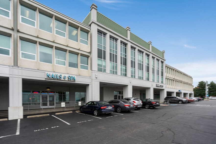 More Photos Of 7115 Leesburg Pike, Falls Church Office For Sale