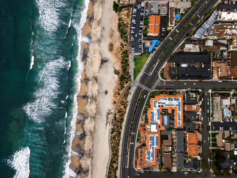 More Photos Of 2652 Jefferson St, Carlsbad Apartments For Sale