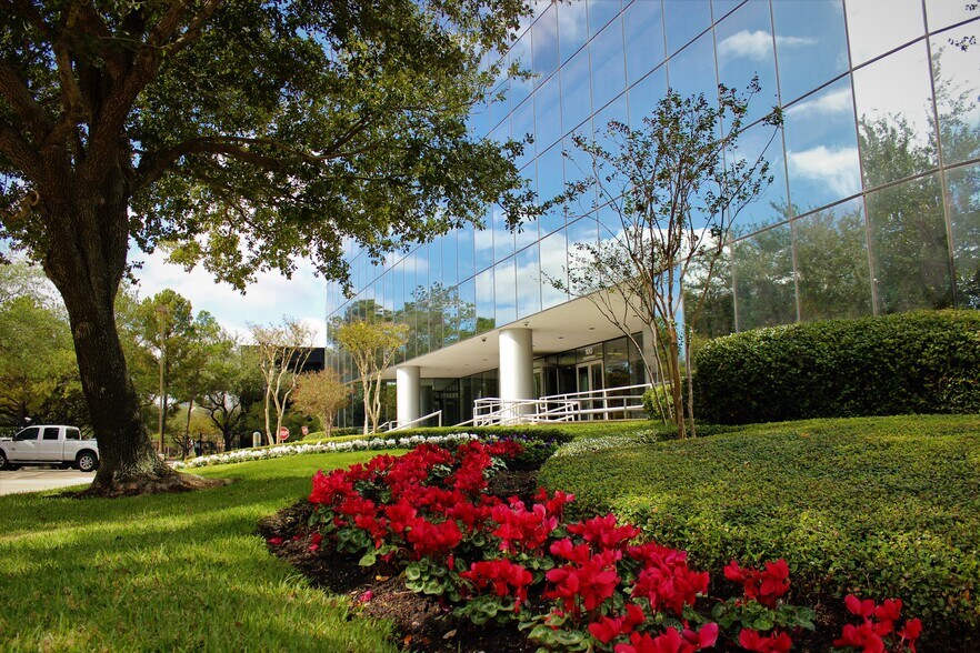 More Photos Of 100 Glenborough Dr, Houston Office For Lease