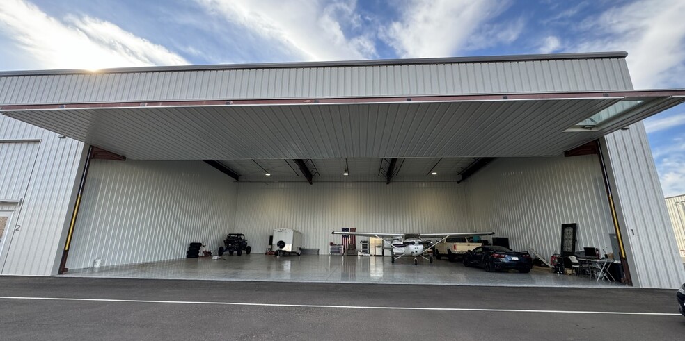 Primary Photo Of 26671 S Crismon Rd, Queen Creek Airplane Hangar For Lease