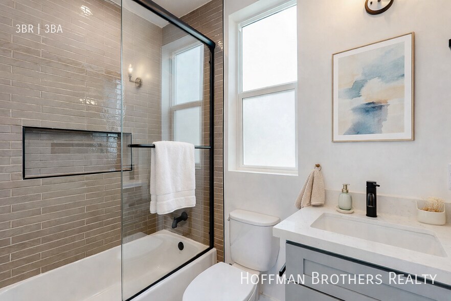More Photos Of 525 N Normandie Ave, Los Angeles Apartments For Sale