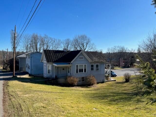 More Photos Of 304 Courtney Dr, Lewisburg Apartments For Sale