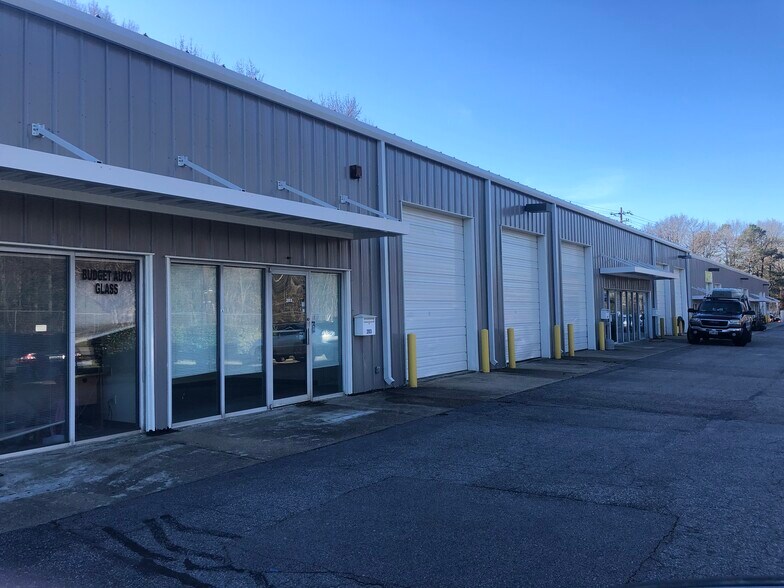 More Photos Of 6001 Miller Store Rd, Norfolk Flex For Sale