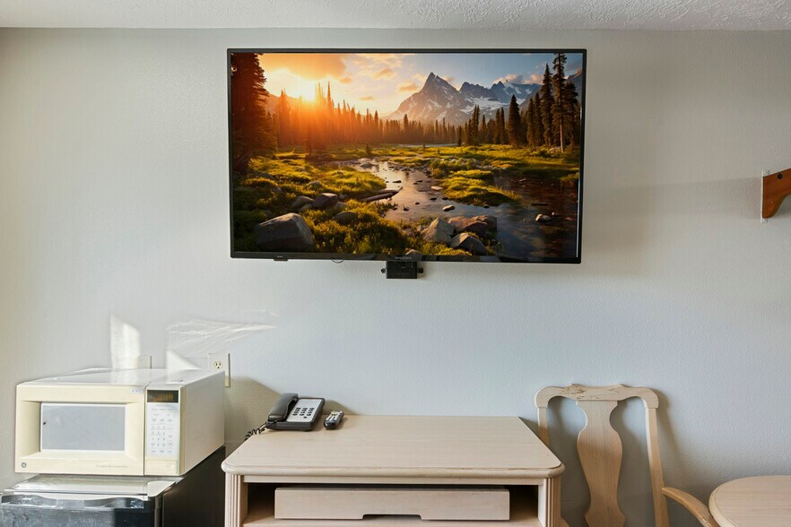 More Photos Of 75 S 350 E, Delta Hotel For Sale