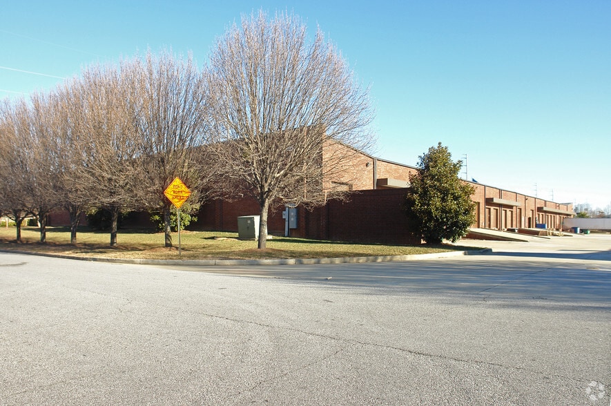 Primary Photo Of 2880 N Berkeley Lake Rd NW, Duluth Distribution For Lease