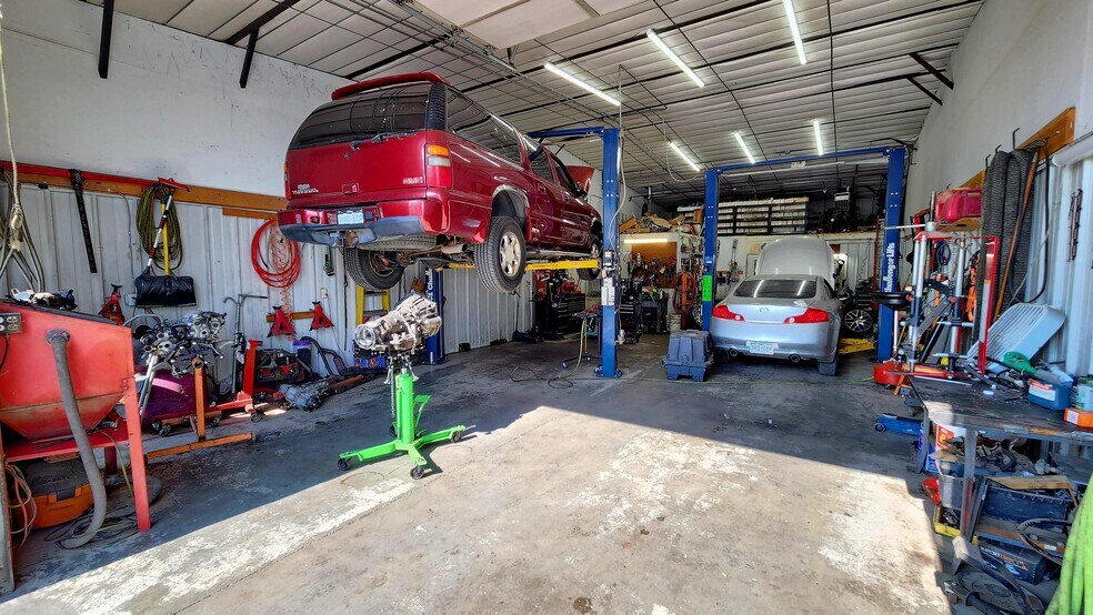 More Photos Of 3022 1st Ave, Greeley Warehouse For Sale