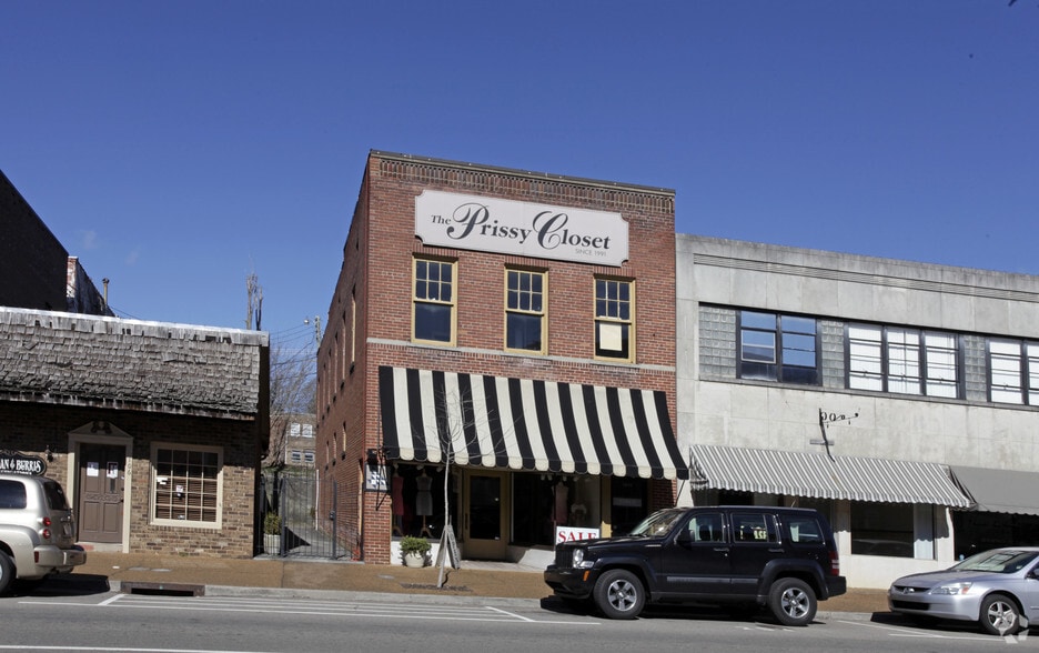 More Photos Of 110 E Washington Ave, Athens Storefront Retail Office For Sale