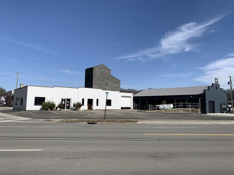 More Photos Of 741 Lila Ave, Milford Storefront For Lease