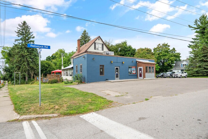 More Photos Of 3879 Rebstock Rd, Fort Erie Storefront Retail Residential For Sale