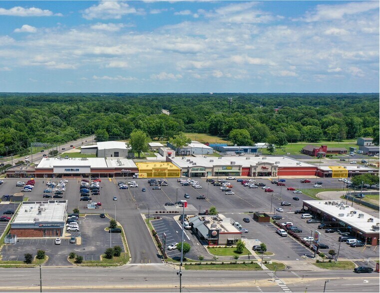 Primary Photo Of 330-342 N Eastern Blvd, Fayetteville Unknown For Lease