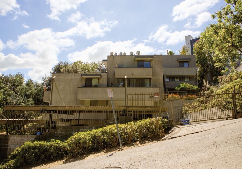 More Photos Of 1188 Innes Ave, Los Angeles Apartments For Sale