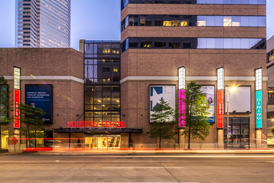 More Photos Of 1301 McKinney St, Houston Unknown For Lease