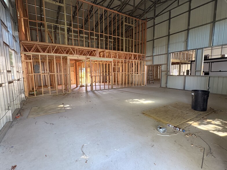 More Photos Of 1985 FM 2673, Canyon Lake Industrial For Sale
