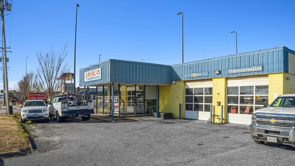 More Photos Of 5900 E Virginia Beach Blvd, Norfolk Unknown For Lease