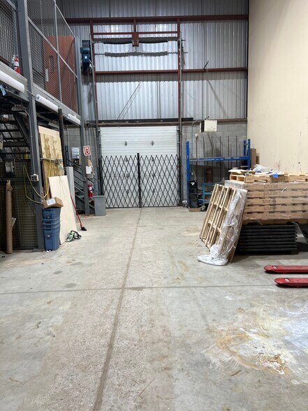 More Photos Of 4960 Rue Levy, Saint-Laurent Unknown For Lease