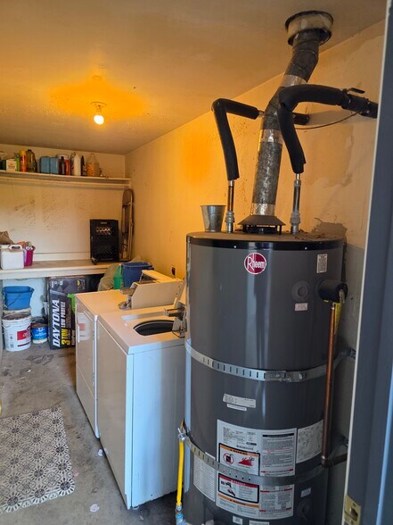 More Photos Of 40 Foster St, Martinez Multifamily For Sale