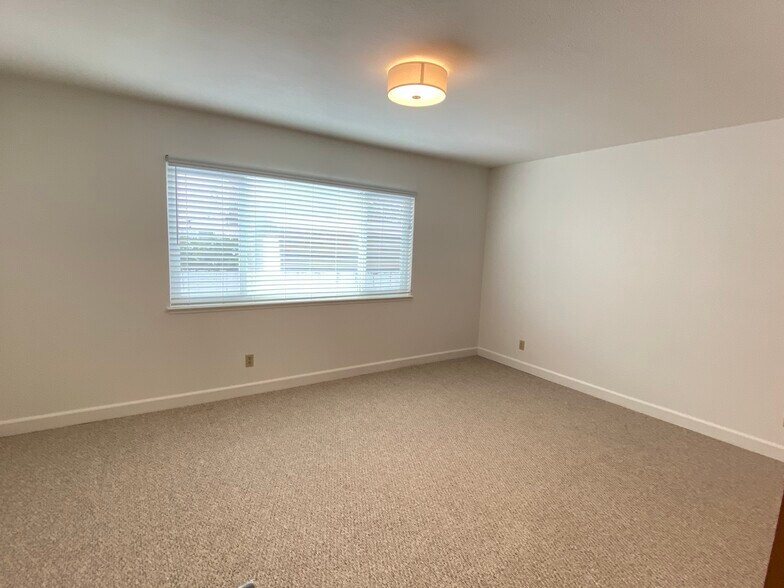 More Photos Of 140 Bay St, Santa Cruz Apartments For Sale