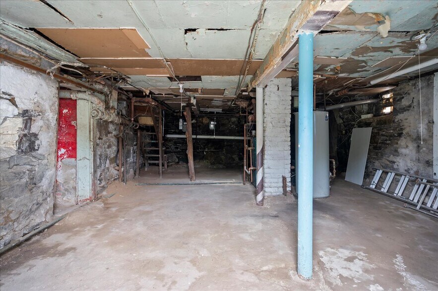 More Photos Of 114 Ferris Ave, White Plains Multifamily For Sale