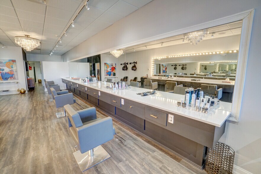 More Photos Of 3 E Palisade Ave, Englewood General Retail For Lease