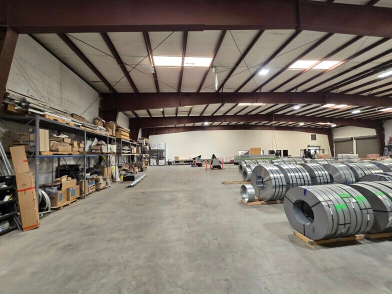 More Photos Of 1041 Eastside Rd, El Paso Warehouse For Sale