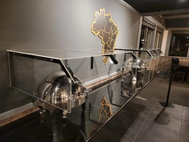 More Photos Of 909 Merchant St, Vacaville Restaurant For Lease