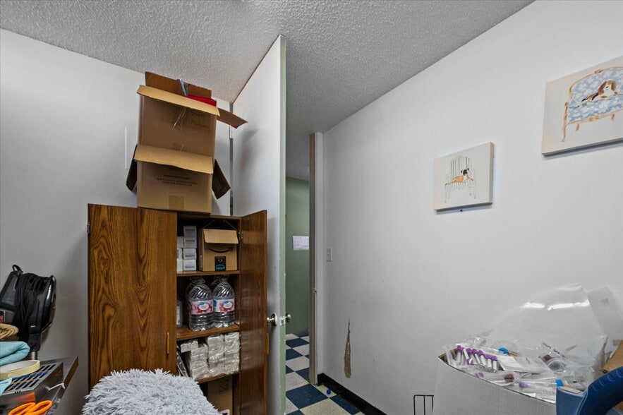 More Photos Of 160 E 4800 S, Salt Lake City Storefront Retail Office For Sale