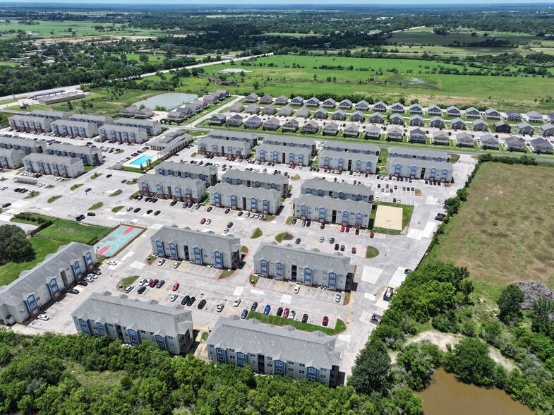 More Photos Of 23286 Richards Rd, Prairie View Apartments For Sale