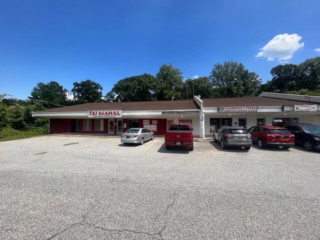 More Photos Of 2300-2314 Carpenter Station Rd, Wilmington Storefront For Sale