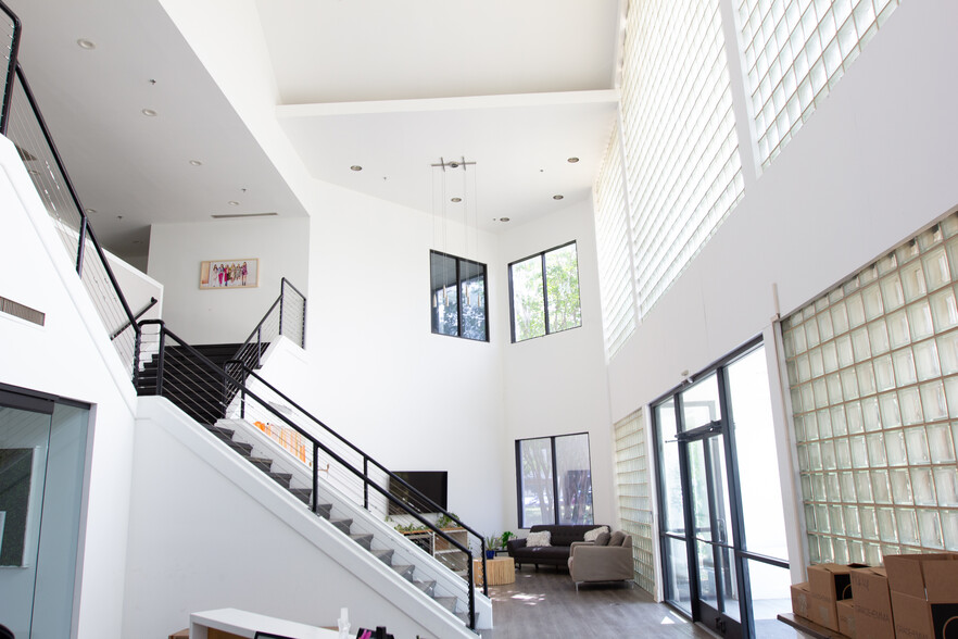 More Photos Of 1330 Capital Pky, Carrollton Warehouse For Sale