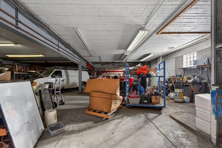 More Photos Of 2200 S Miller Pky, Milwaukee Distribution For Sale