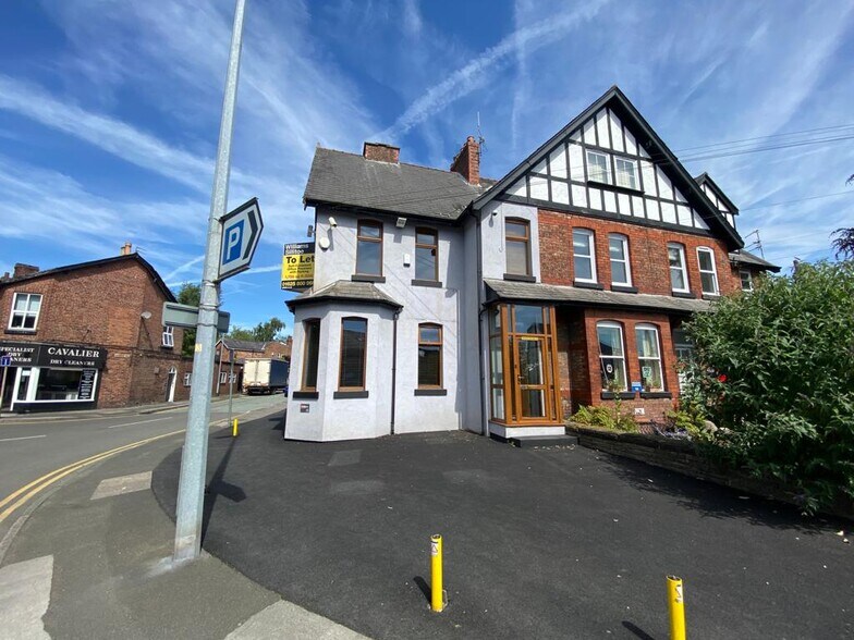 More Photos Of 16 Hall Rd, Wilmslow Office For Lease