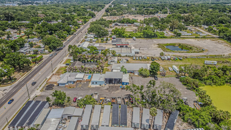 More Photos Of 6911 Gibsonton Dr, Gibsonton Light Manufacturing For Sale