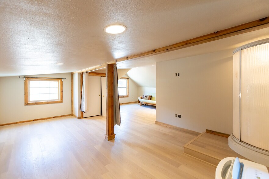 More Photos Of 1258 Highway 141, White Salmon Hospitality For Sale