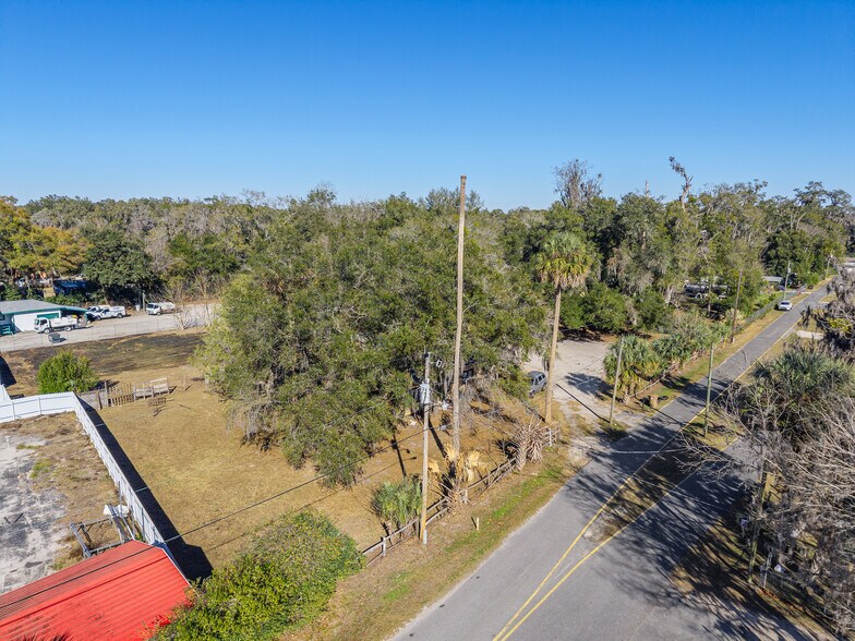 More Photos Of 1007 25th St, Ocala General Retail For Sale
