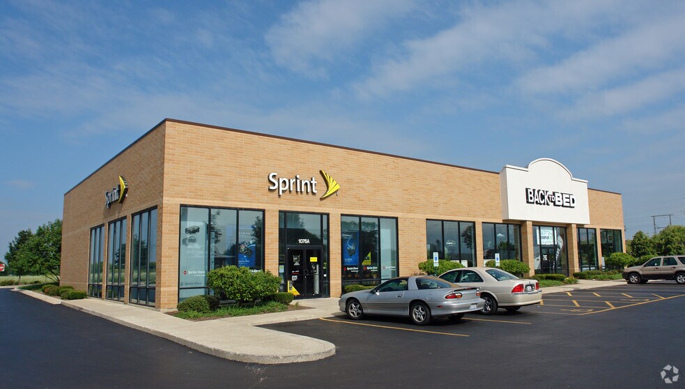 Primary Photo Of 1076 Route 59, Aurora Freestanding For Lease