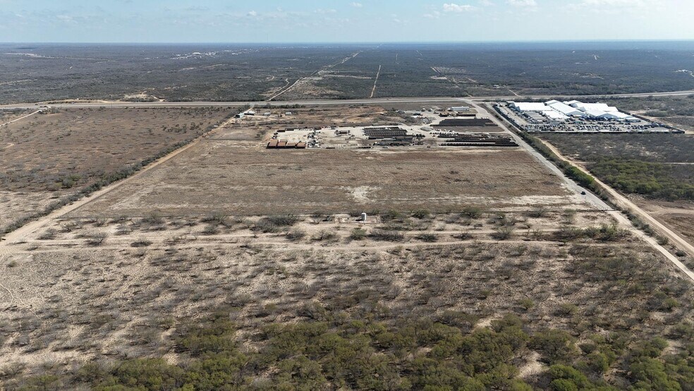 More Photos Of 6948 US Highway 83, Laredo Land For Lease