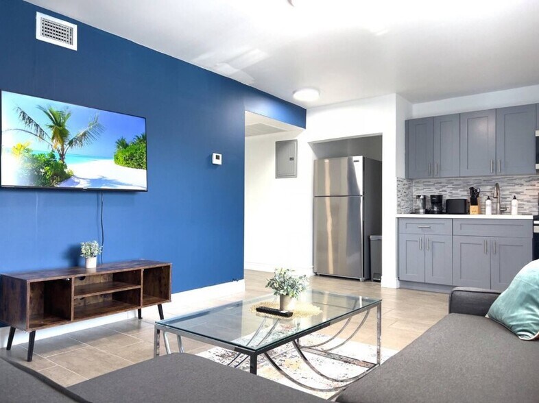 More Photos Of 2201 Greene St, Hollywood Apartments For Sale