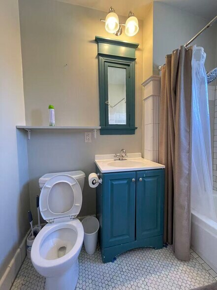 More Photos Of 638-650 Mar Vista Ave, Pasadena Apartments For Sale