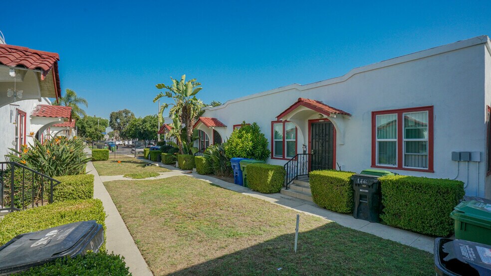 More Photos Of 1462 W 53rd St, Los Angeles Apartments For Sale